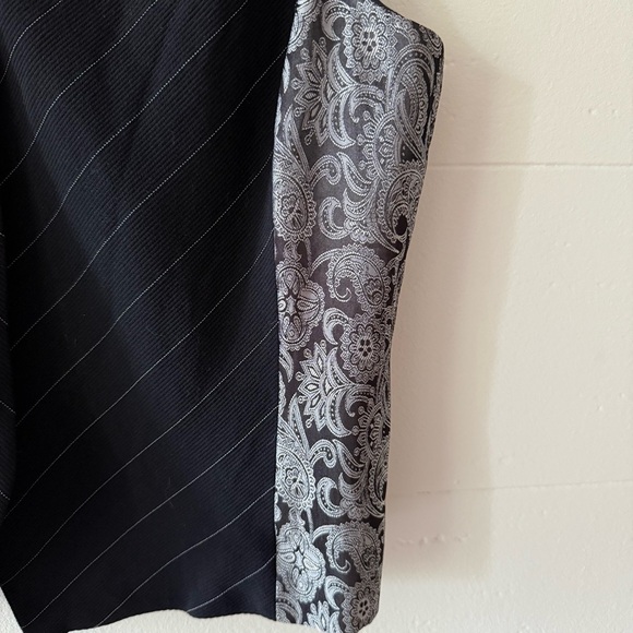 Bianca Nygård Pinstripe and Paisley Vest - Picture 4 of 9